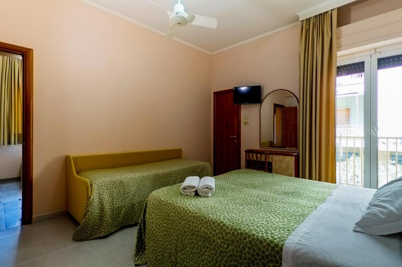 Hotel Miramare - Silvi Marina Εξωτερικό φωτογραφία