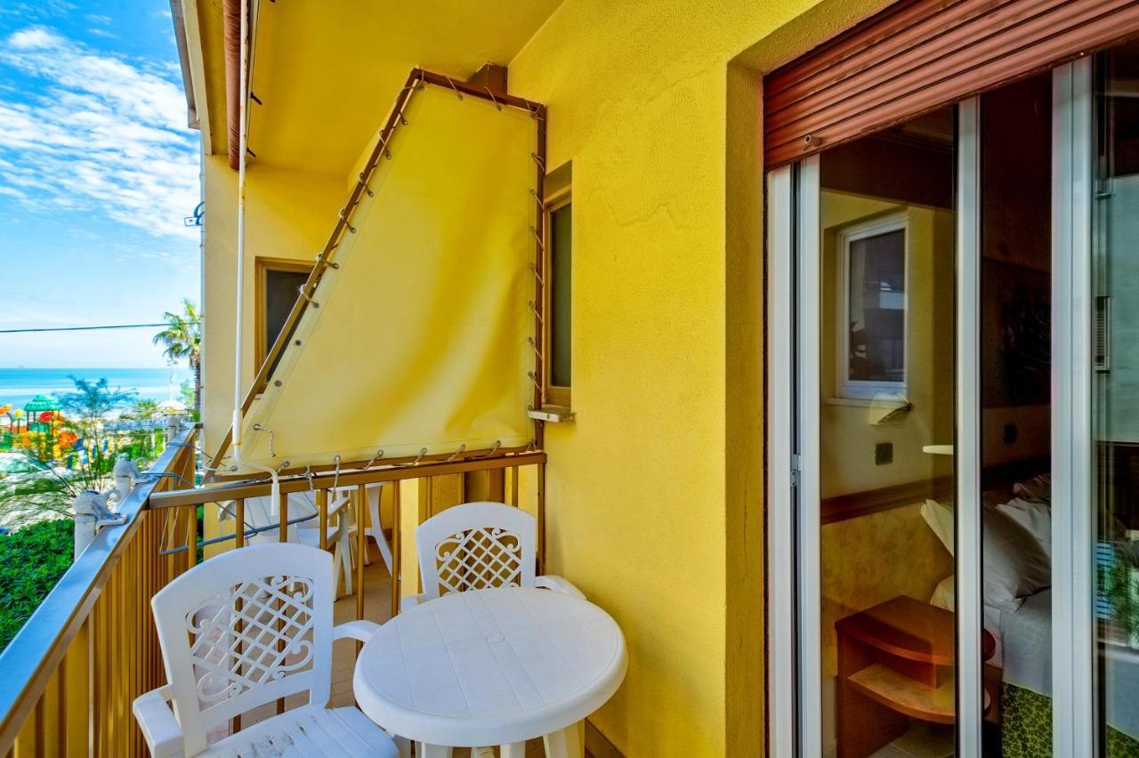 Hotel Miramare - Silvi Marina Εξωτερικό φωτογραφία
