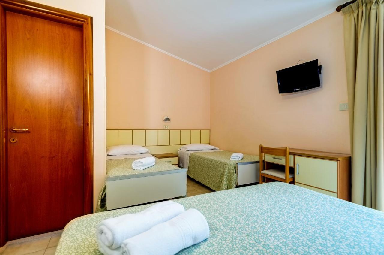Hotel Miramare - Silvi Marina Εξωτερικό φωτογραφία