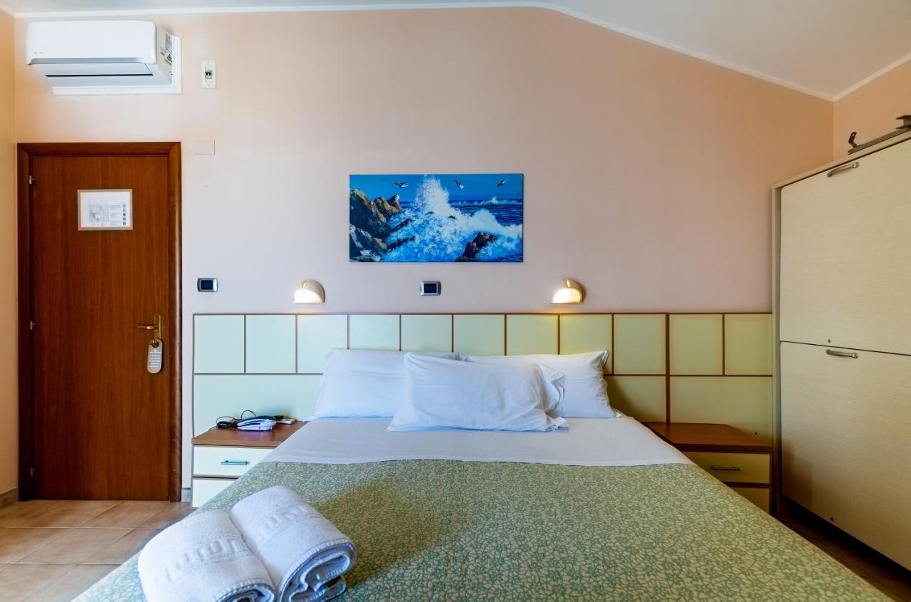 Hotel Miramare - Silvi Marina Εξωτερικό φωτογραφία