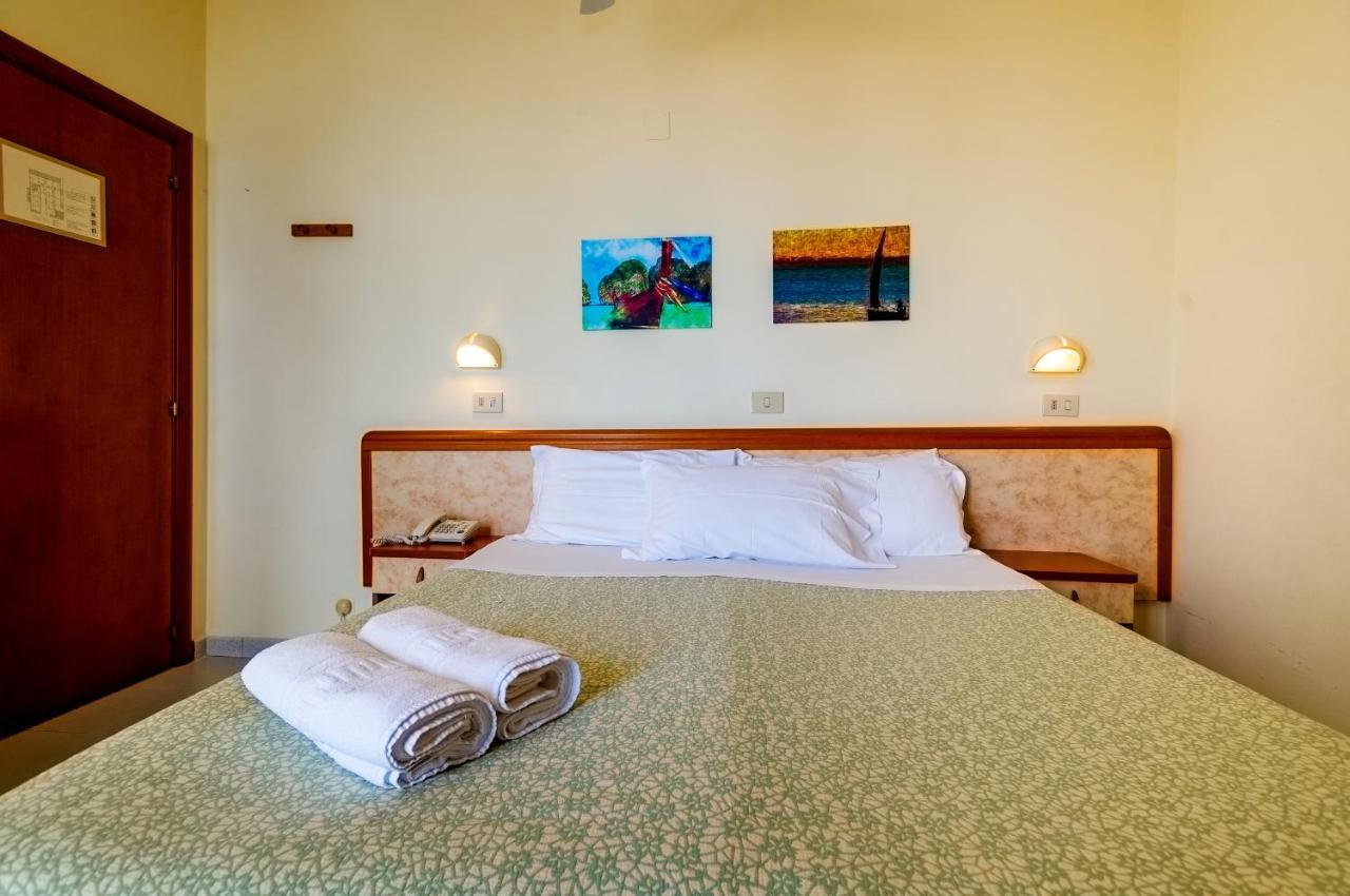 Hotel Miramare - Silvi Marina Εξωτερικό φωτογραφία