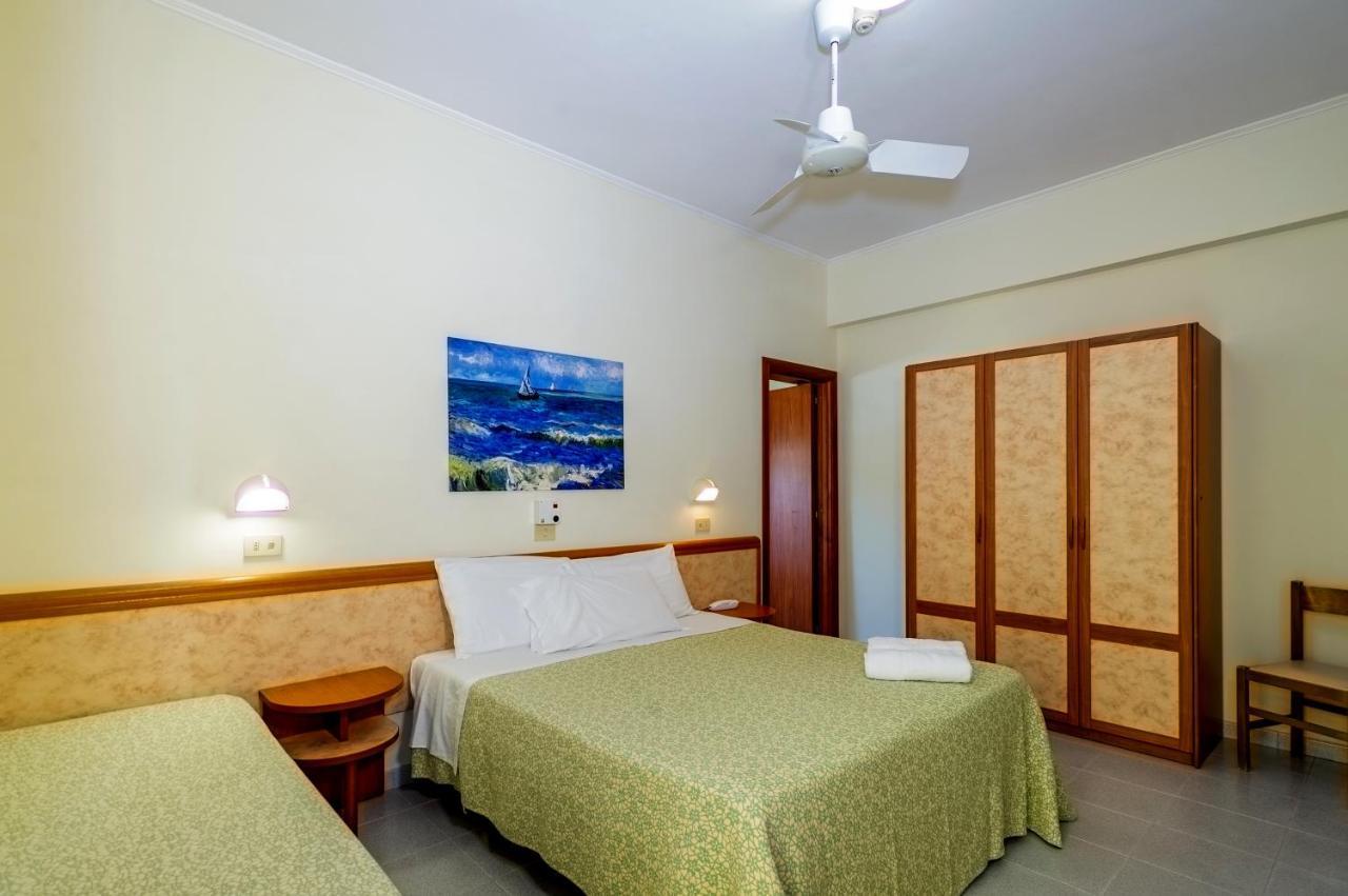 Hotel Miramare - Silvi Marina Εξωτερικό φωτογραφία