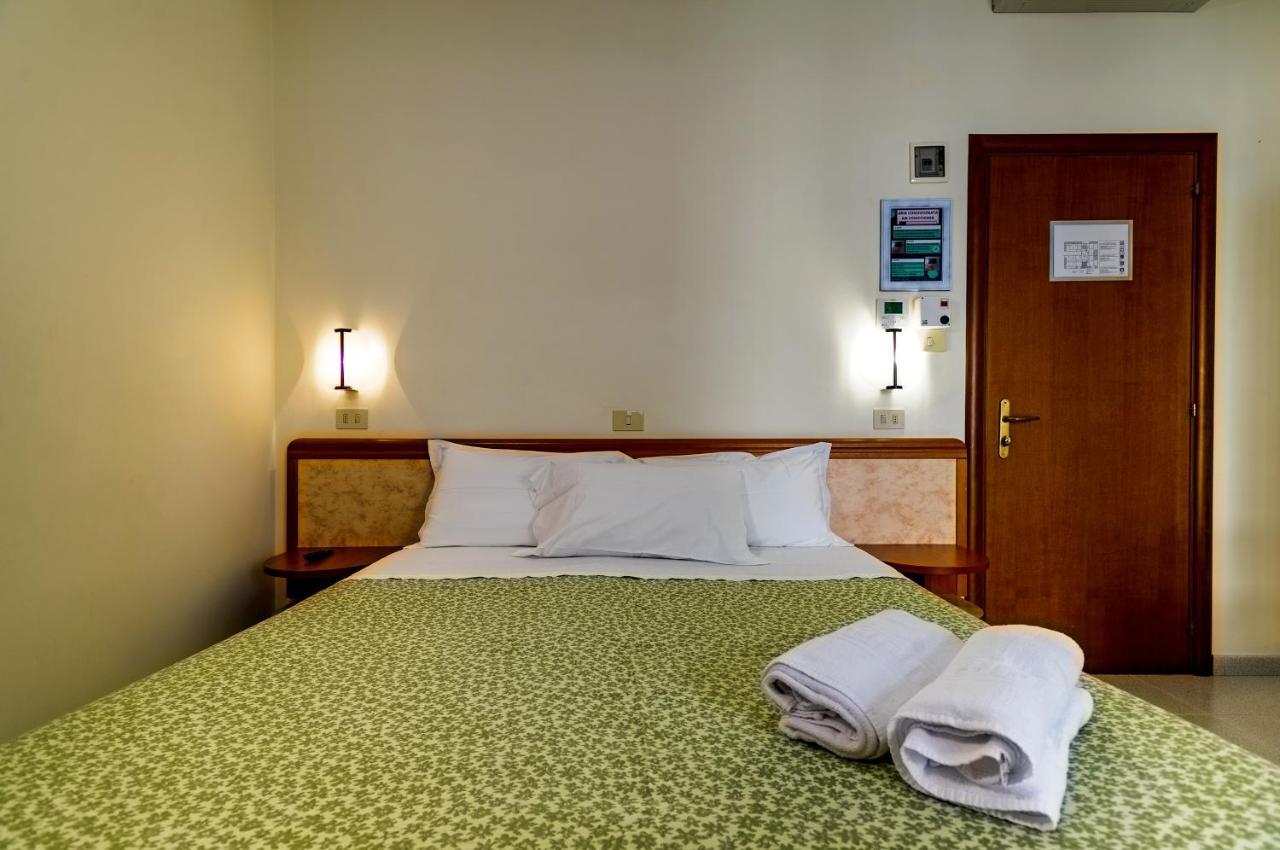 Hotel Miramare - Silvi Marina Εξωτερικό φωτογραφία