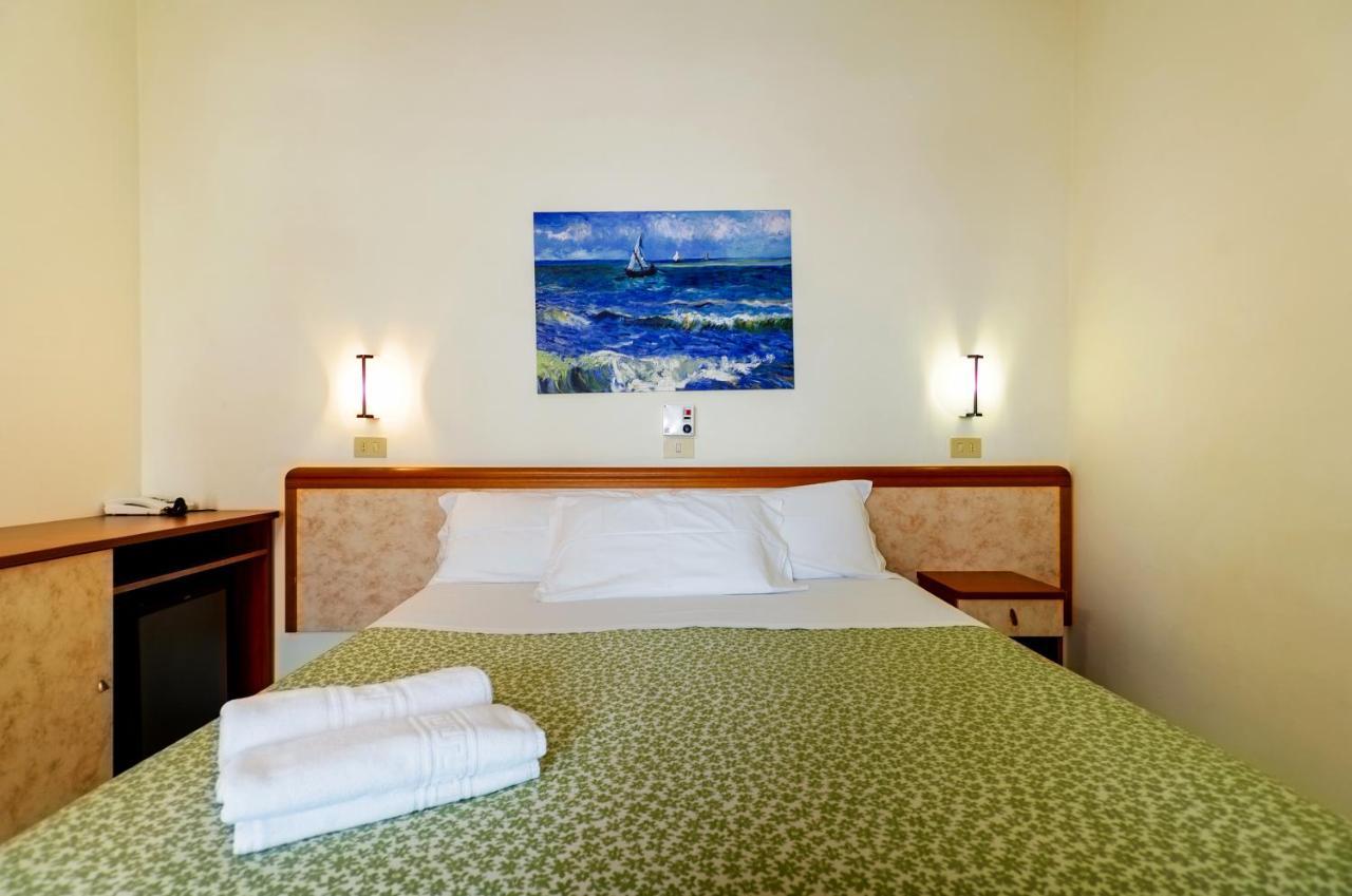 Hotel Miramare - Silvi Marina Εξωτερικό φωτογραφία