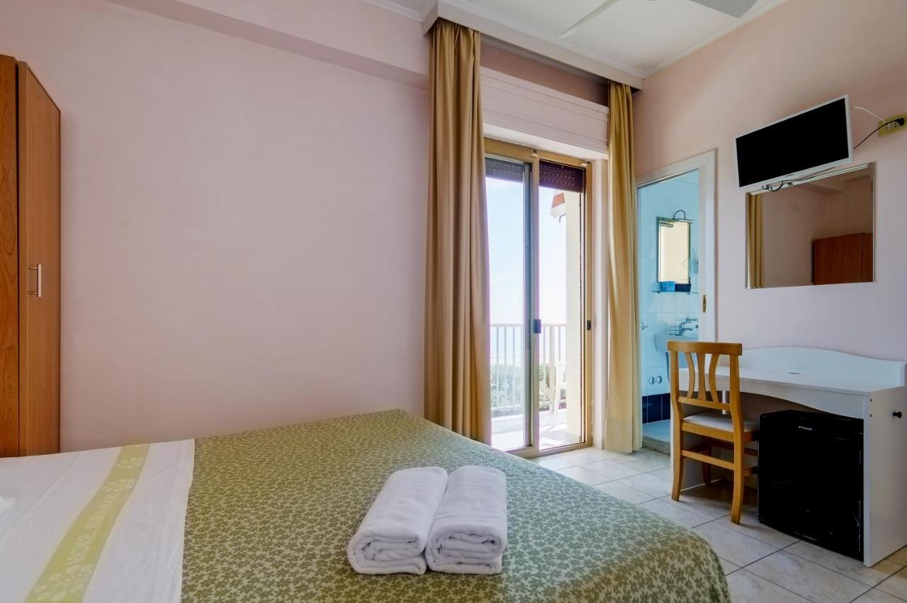 Hotel Miramare - Silvi Marina Εξωτερικό φωτογραφία